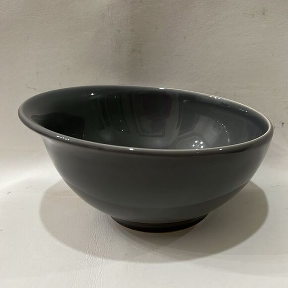 Williams Sonoma Bowl Gray Glass Portugal 3 1/2 Tall X 4 1/4 Tall 8 1/4 Round - Picture 5 of 7